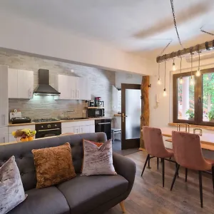 Apartment Olga Kroatien
